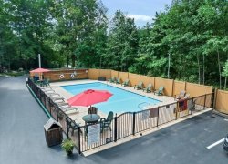  Shared heated pool for all resort guests