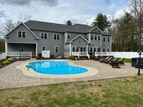 20% OFF BY TRACK-TOWN! Saratoga Mansion, Heated Pool HotTub By Beach, Lake, Golf, SPAC,Ski