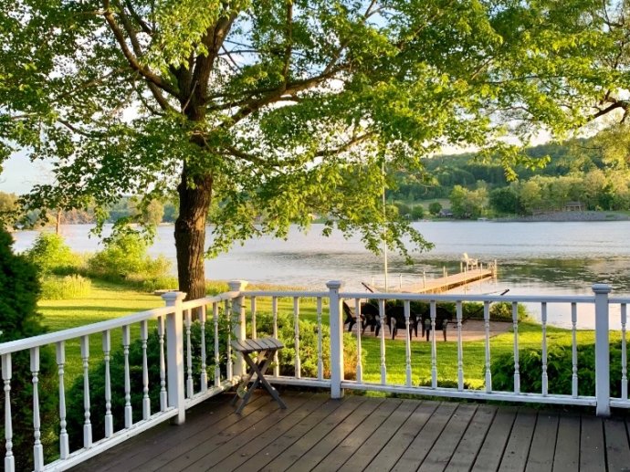 Modern 3BR Lakefront with Dock, Kayaks, Fire Pit, Sleeps 10 - Near Skaneateles & Syracuse